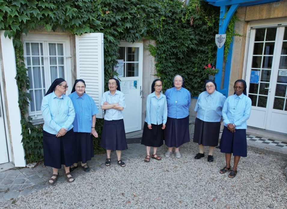 Découvrez l&rsquo;interview de Sœur Louise-Marie SOURICE, économe de la Congrégation des Sœurs de La Sainte Croix de Jérusalem